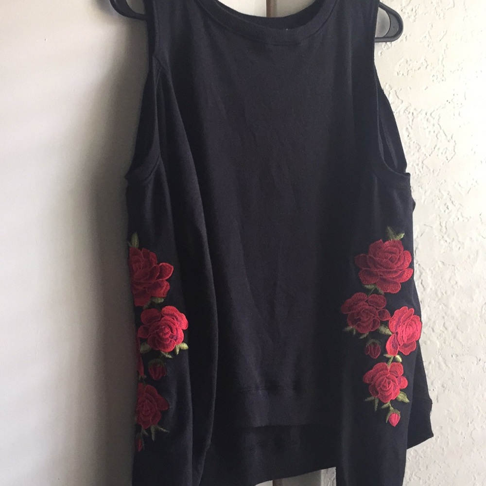 Rose Shoulder Cutout Long Sleeve
